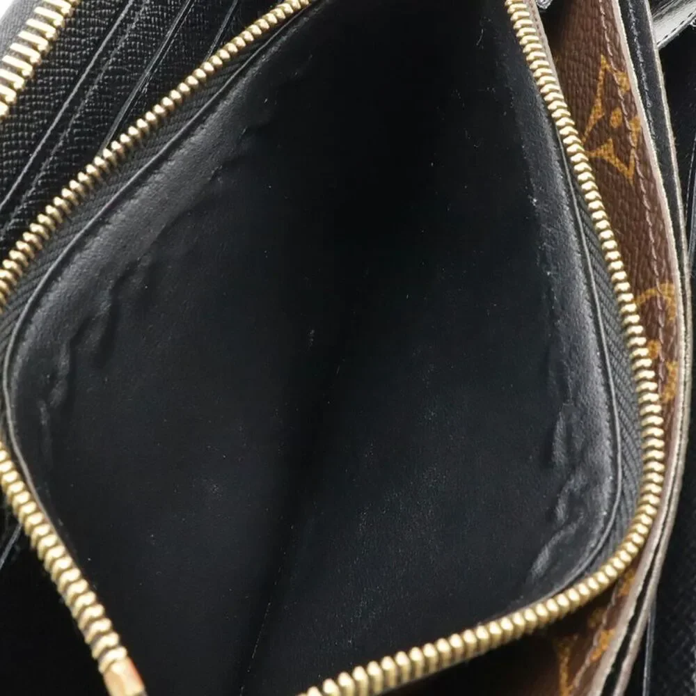 Louis Vuitton delivery duty